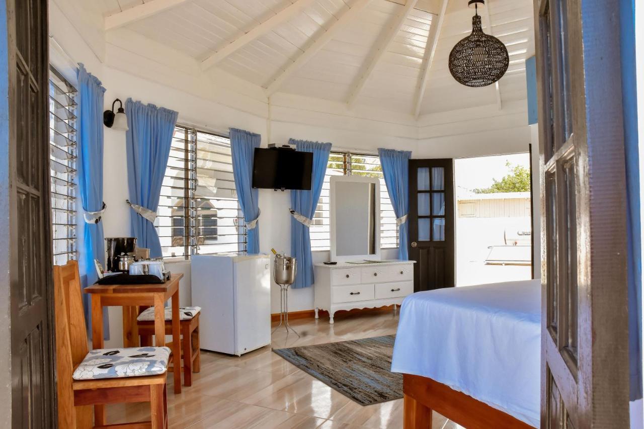 Beyond Sunset Resort & Villas Трежър Бийч Екстериор снимка