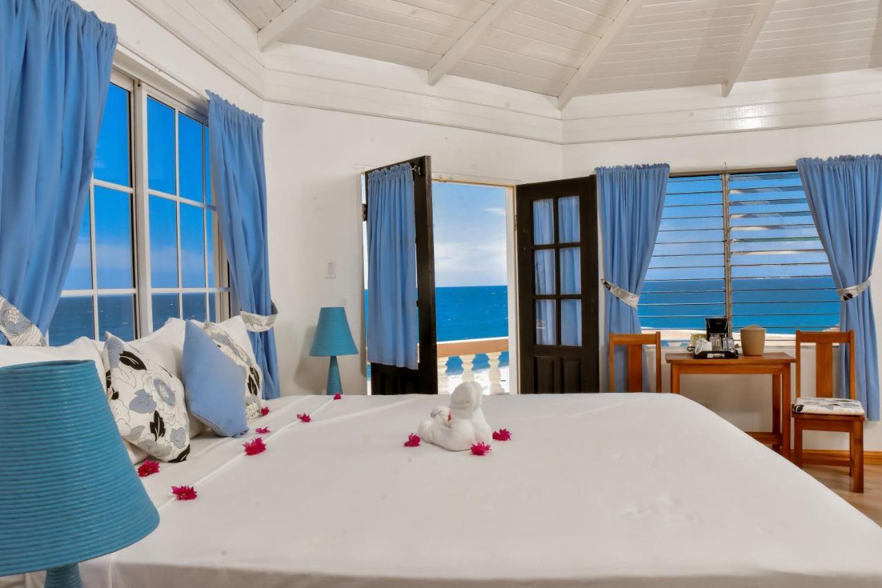 Beyond Sunset Resort & Villas Трежър Бийч Екстериор снимка